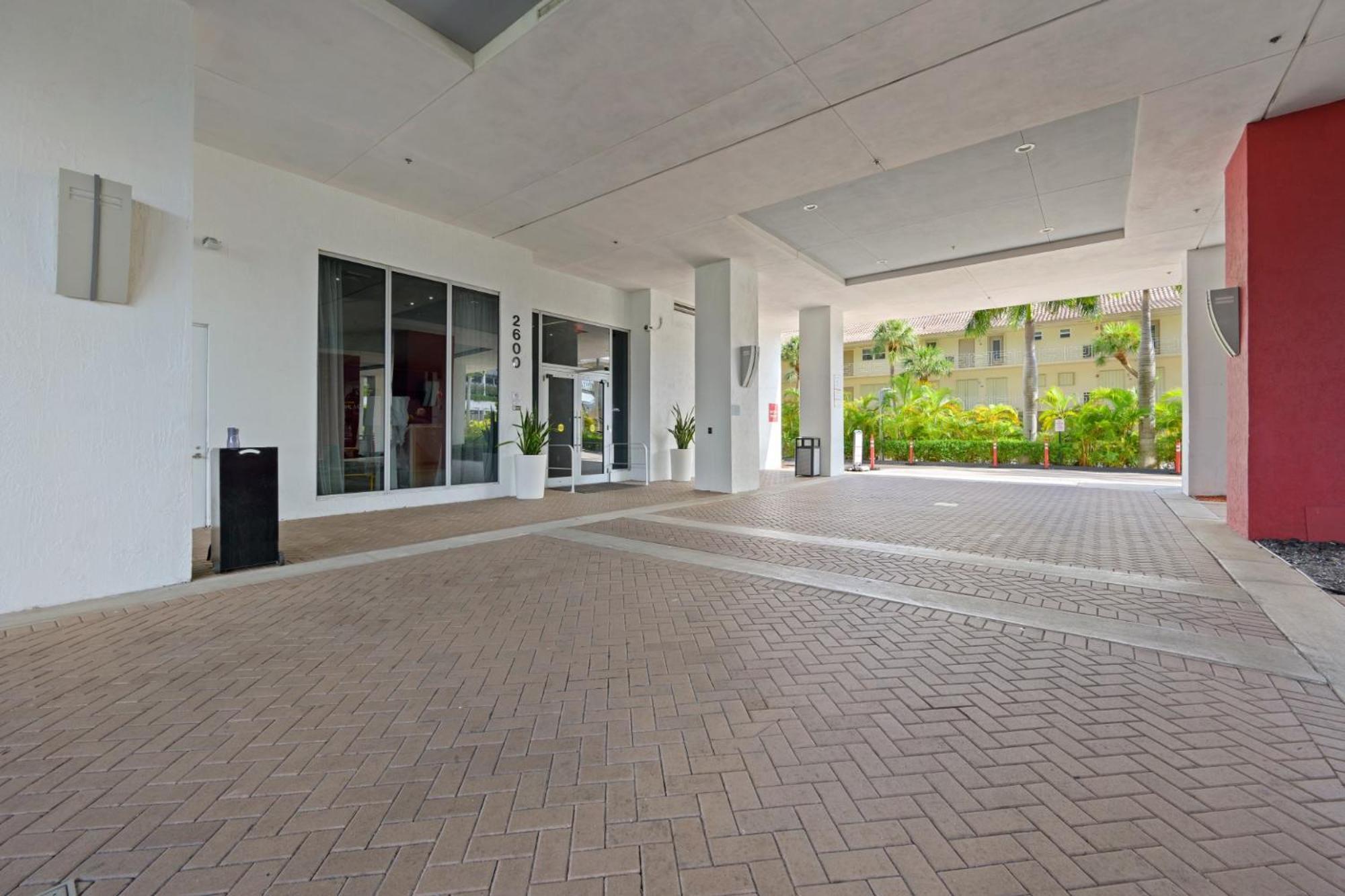 Hallandale Sky Water View Hallandale Beach Exterior foto